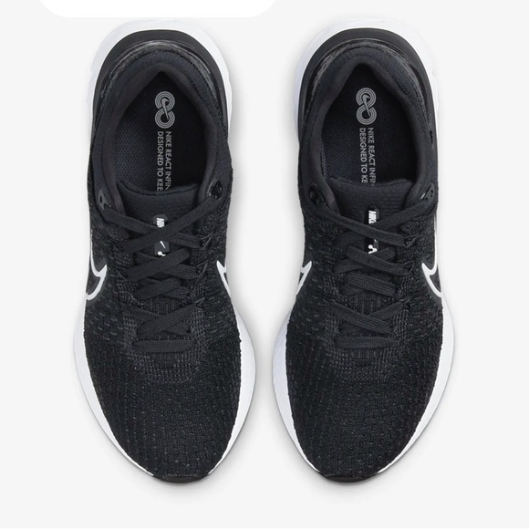 Nike React Flyknit running shoes - Picture 2 of 11
